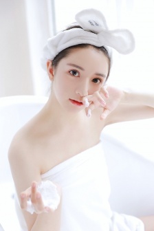 苹果树下的爱情